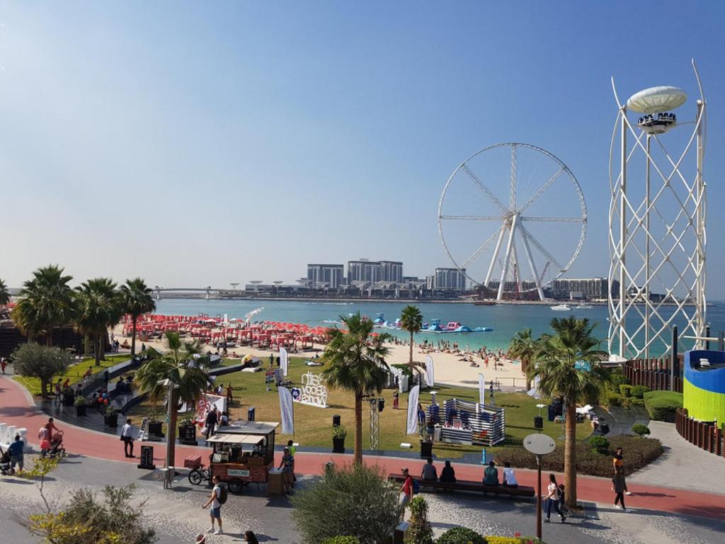 Silverene Towers - Home Of Choice Dubai Exterior photo